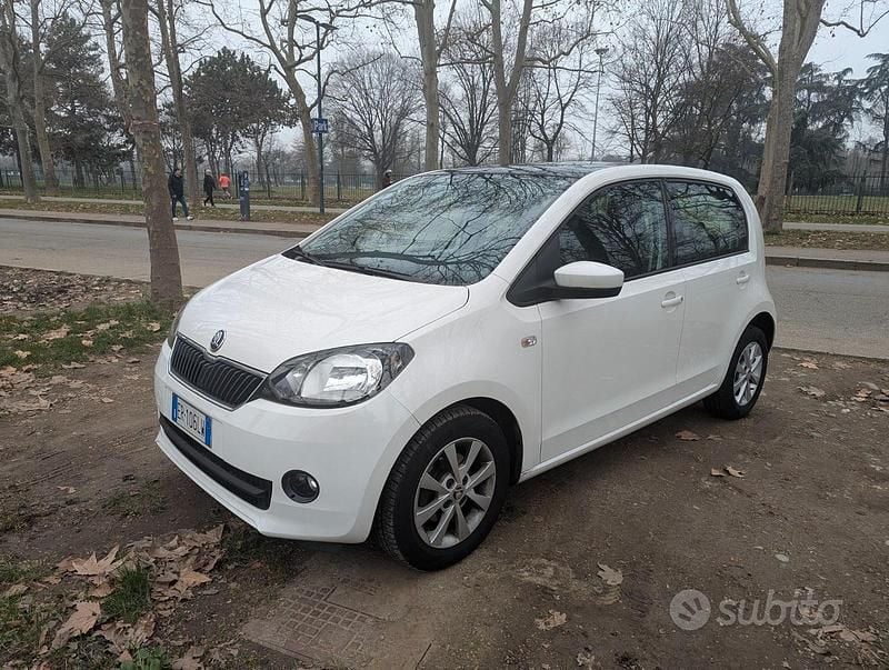 Usata Skoda Citigo Elegance 60 CV (44 kW) 2013 Bianco Utilitaria