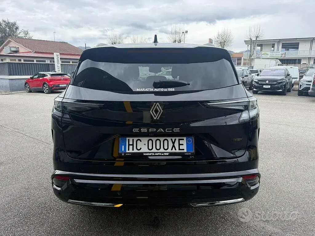 Usata Renault Espace Iconic 131 CV (96 kW) 2026 Nero SUV