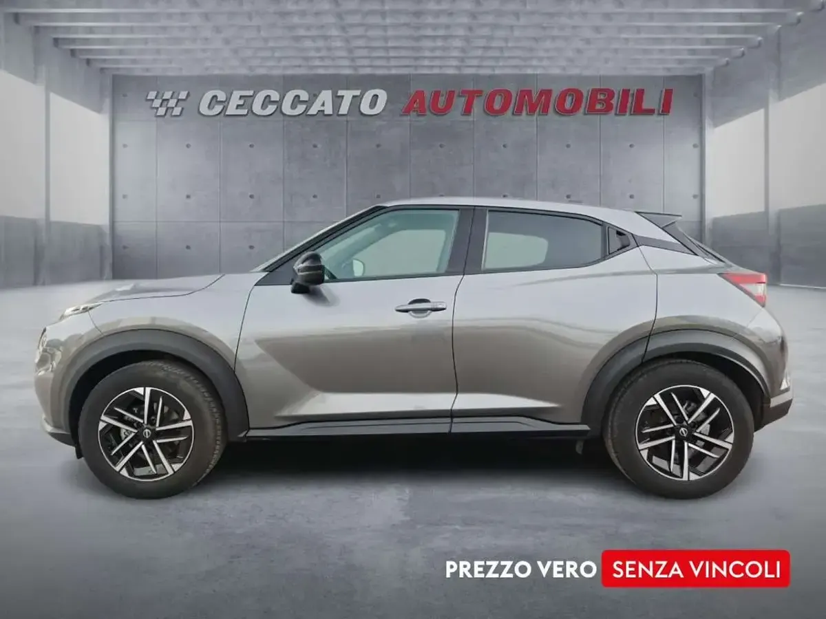 Usata Nissan Juke N-Connecta 114 CV (83 kW) 2024 Grigio SUV