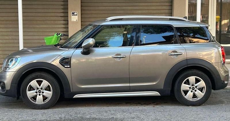 Usata Mini Cooper D Countryman Business 150 CV (110 kW) 2020 Grigio SUV