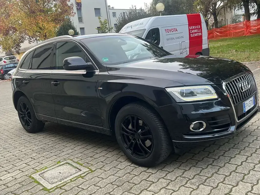 Usata Audi Q5 Advanced 177 CV (130 kW) 2013 Nero SUV