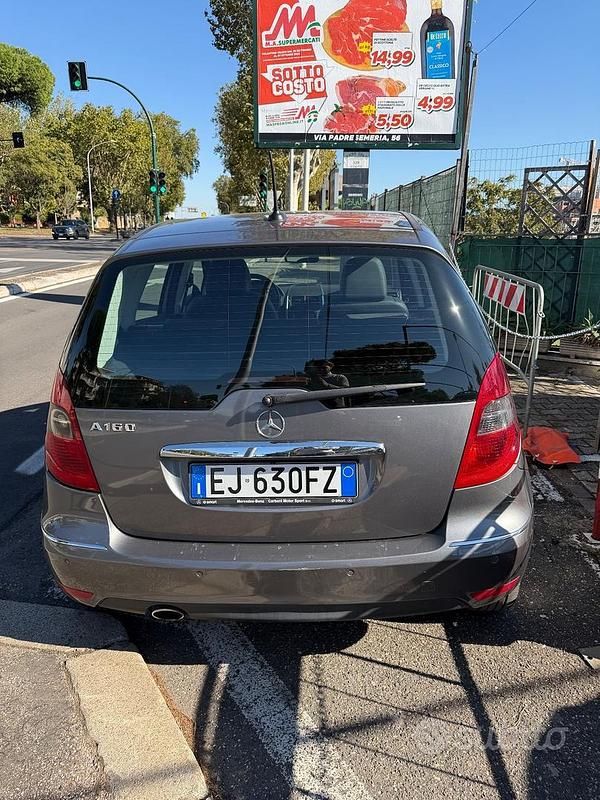Usata Mercedes A160 Avantgarde 95 CV (69 kW) 2010 Grigio Berlina