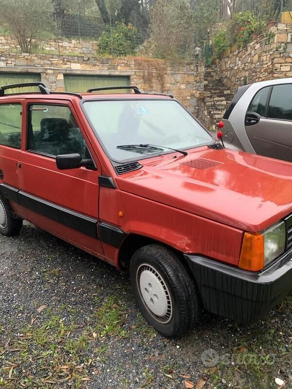 Rosso Usata 1999 Fiat Panda Due volumi | 2400 € (Cara) - Immagine 1/4