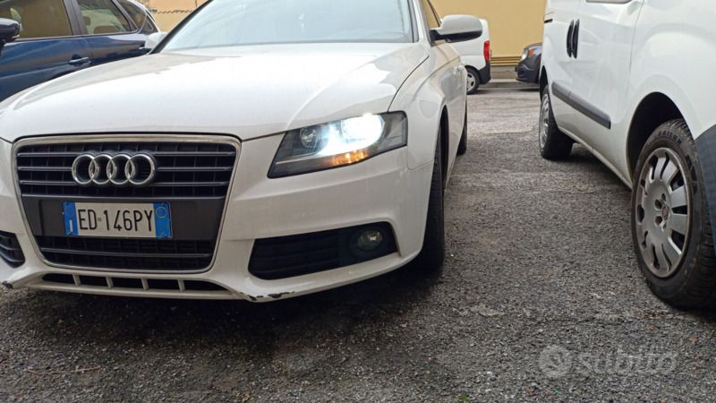 Bianco Usata 2010 Audi A4 Station wagon | 7500 € (Cara) - Immagine 1/1