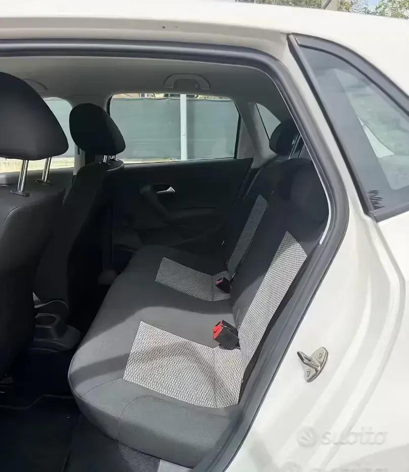 Usata VW Polo 75 CV (55 kW) 2014 Bianco Berlina