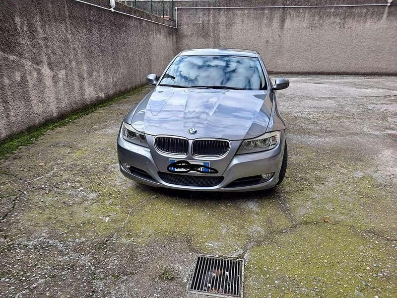 Usata BMW 318 143 CV (105 kW) 2009 Berlina
