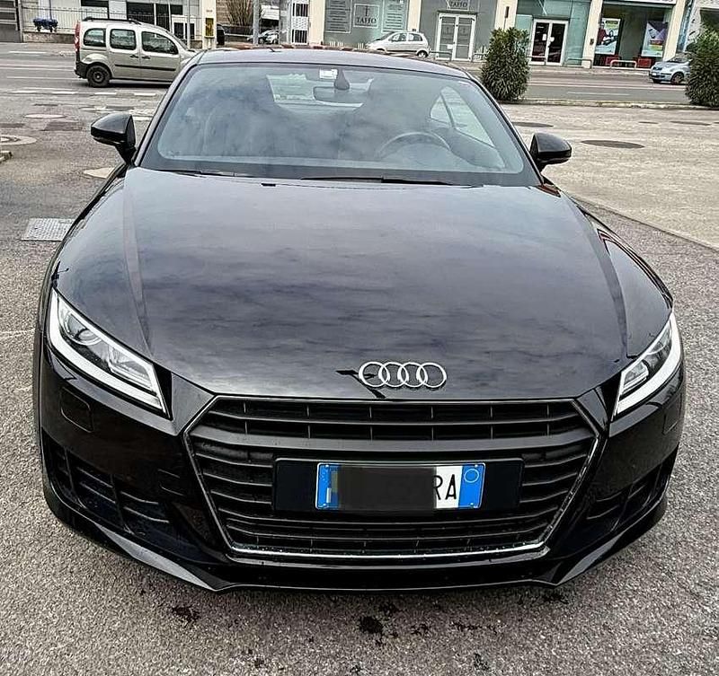 Usata Audi TT Design 179 CV (131 kW) 2017 Nero Coupé