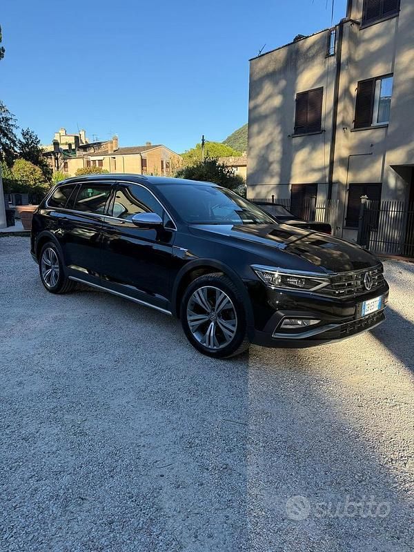 Usata VW Passat Alltrack 190 CV (139 kW) 2020 Nero Station wagon