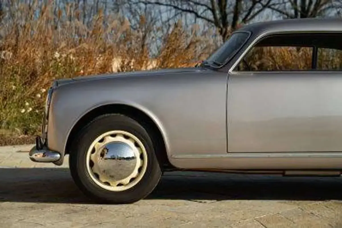 Usata Lancia Aurelia 118 CV (86 kW) 1955 Argento Coupé