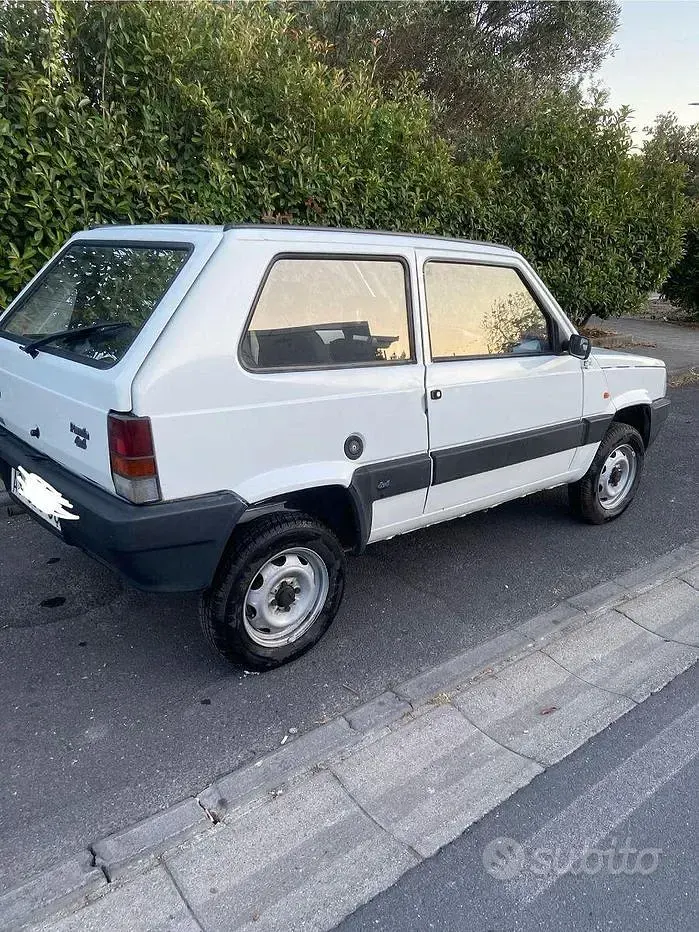Usata Fiat Panda 4x4 54 CV (39 kW) 1998 Bianco Utilitaria