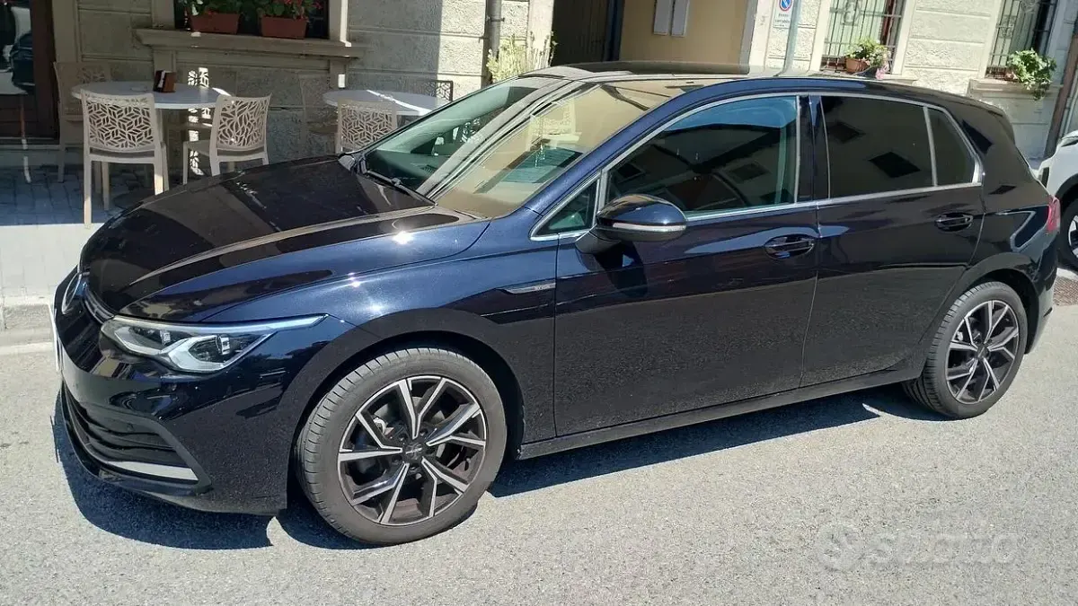 Usata VW Golf VIII Style 150 CV (110 kW) 2022 Nero Berlina