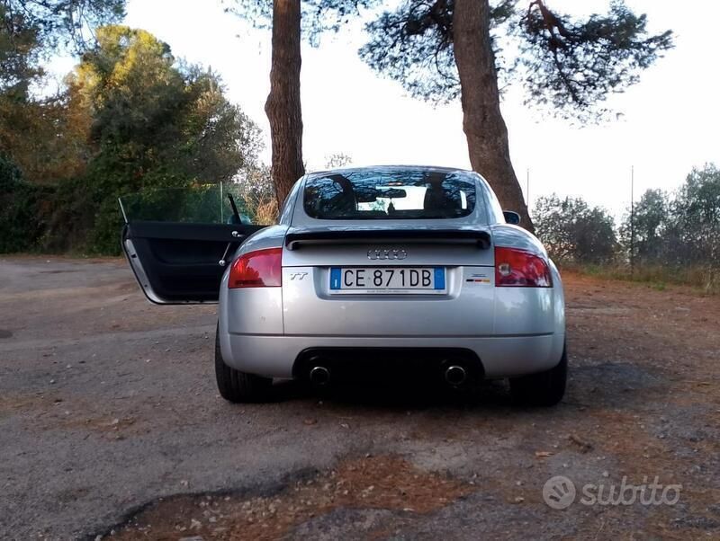 Usata Audi TT 179 CV (131 kW) 2000 Grigio Coupé