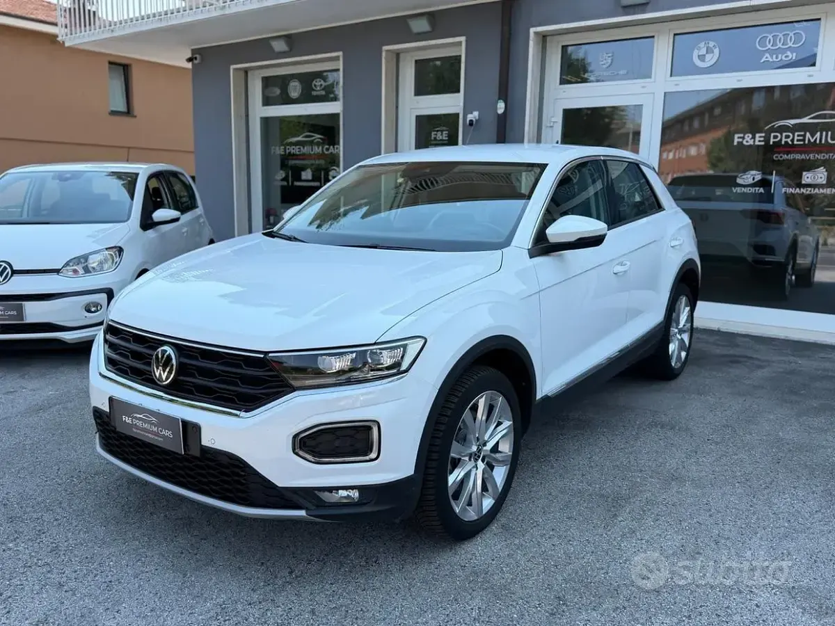 Usata VW T-Roc Sport 150 CV (110 kW) 2021 Bianco SUV