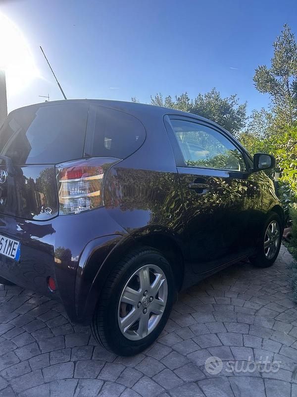 Usata Toyota iQ 68 CV (50 kW) 2009 Utilitaria