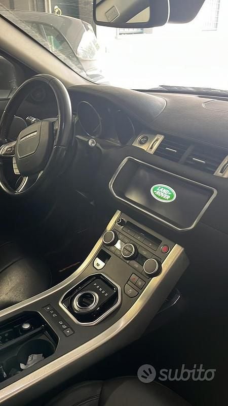 Usata Land Rover Range Rover evoque 150 CV (110 kW) 2018 Bianco Station wagon