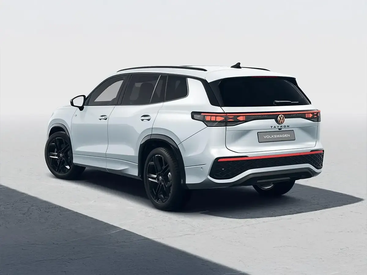 Nuova VW Tayron R-line Plus 150 CV (110 kW) 2026 Grigio SUV