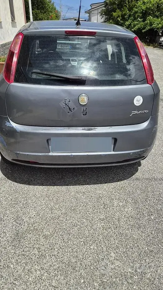 Usata Fiat Grande Punto 90 CV (66 kW) 2006 Grigio Utilitaria