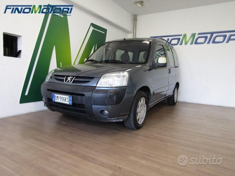Altro Usata 2008 Peugeot Partner Monovolume | 2800 € (Buon prezzo) - Immagine 1/4