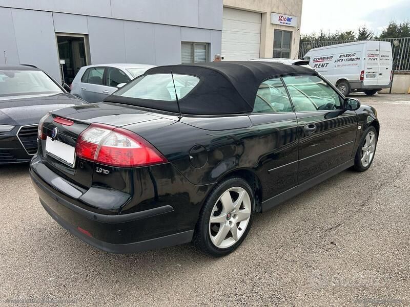 Usata Saab 9-3 Cabriolet Vector 150 CV (110 kW) 2007 Nero Cabrio