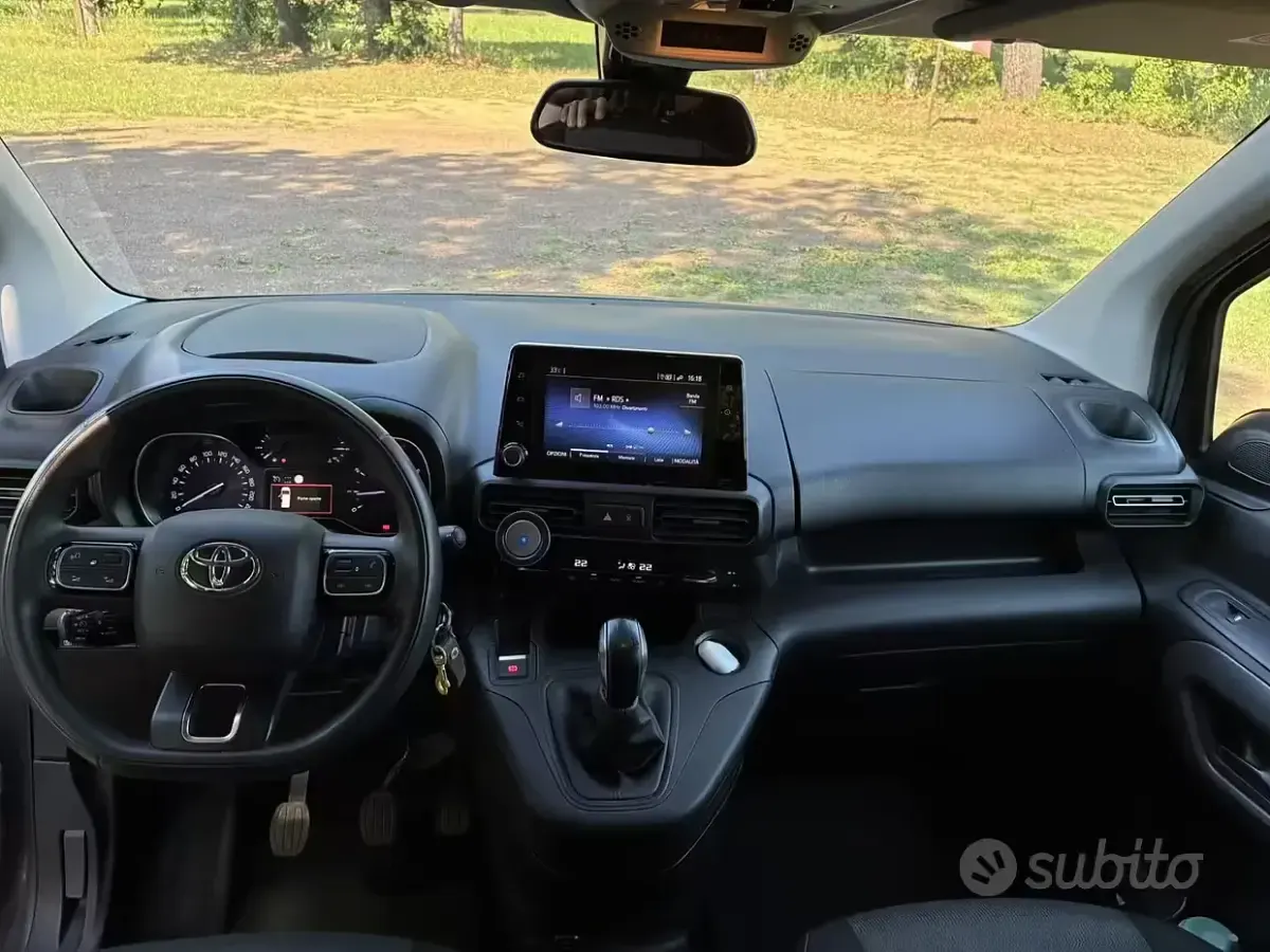 Usata Toyota Proace Verso City 100 CV (73 kW) 2021 Grigio Station wagon
