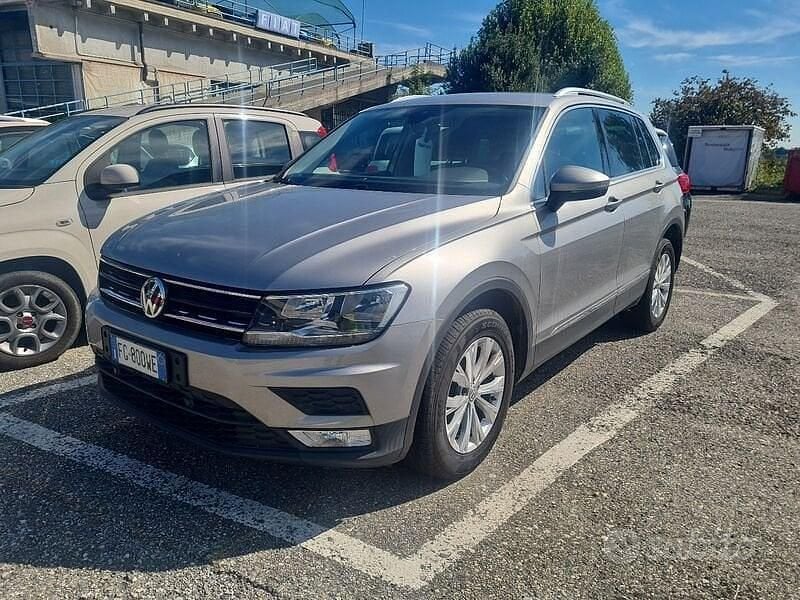 Usata VW Tiguan Business 150 CV (110 kW) 2017 Grigio SUV