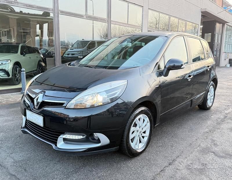 Usata Renault Scénic III LIMITED 110 CV (80 kW) 2014 Nero Monovolume