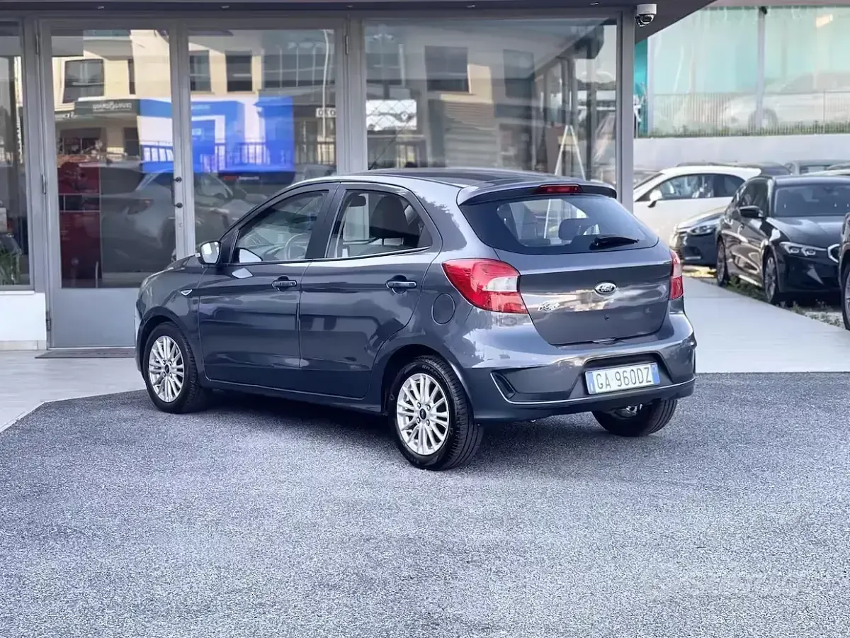 Usata Ford Ka Plus 86 CV (63 kW) 2019 Grigio Utilitaria
