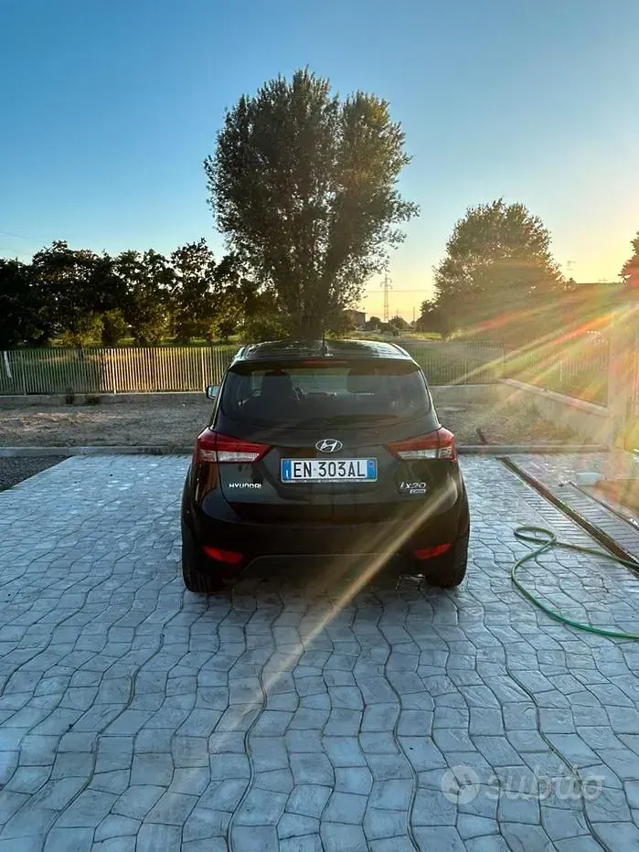 Usata Hyundai ix20 90 CV (66 kW) 2013 Nero Utilitaria