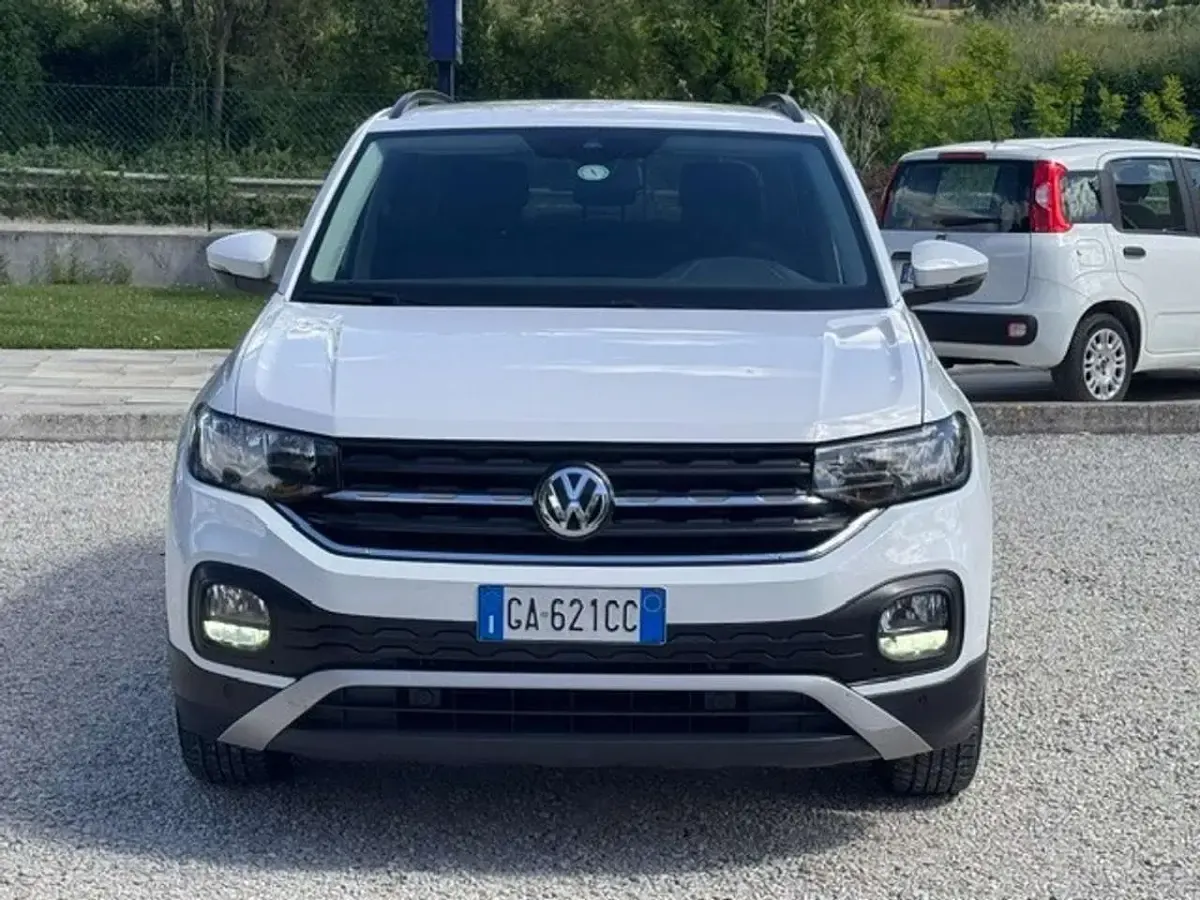 Begagnad VW T-Cross Style 95 HK (69 kW) 2020 Vit SUV