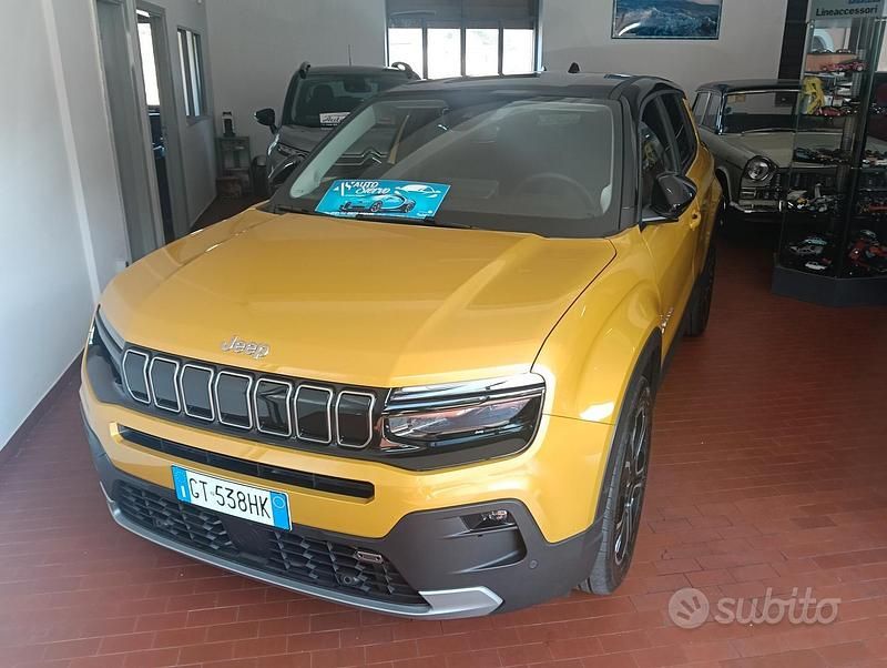 Usata Jeep Avenger Summit 100 CV (73 kW) 2024 Giallo SUV
