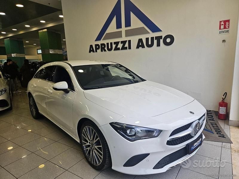 Usata Mercedes CLA200 Shooting Brake 150 CV (110 kW) 2020 Bianco Station wagon