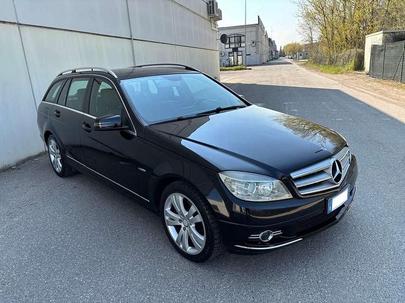 Usata Mercedes C180 Avantgarde 156 CV (114 kW) 2009 Nero Station wagon