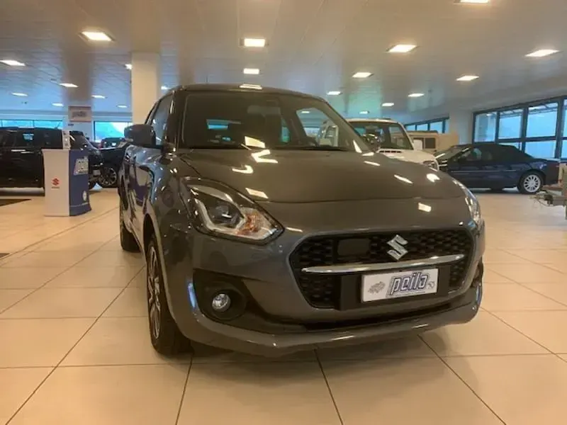 Usata Suzuki Swift 83 CV (61 kW) 2021 Grigio Utilitaria