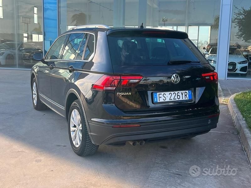 Usata VW Tiguan Business 150 CV (110 kW) 2018 Nero SUV