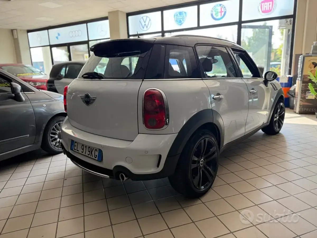 Usata Mini Cooper SD Countryman 143 CV (105 kW) 2012 Bianco SUV