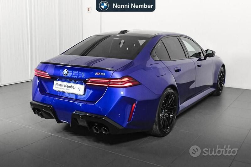 Usata BMW M5 Comfort Edition 727 CV (534 kW) 2024 Blu Berlina