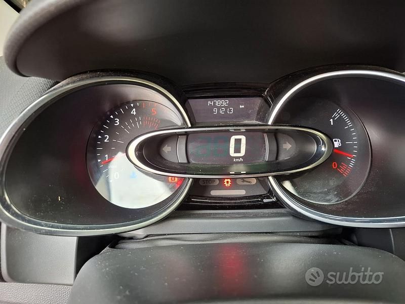 Usata Renault Clio IV 75 CV (55 kW) 2016 Grigio Berlina