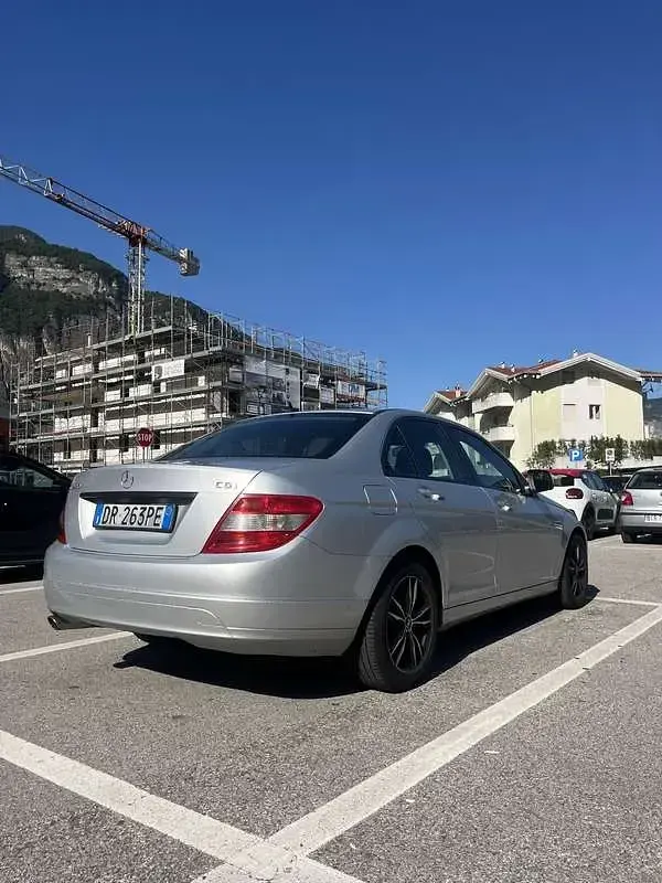 Usata Mercedes C220 Elegance 170 CV (125 kW) 2008 Berlina