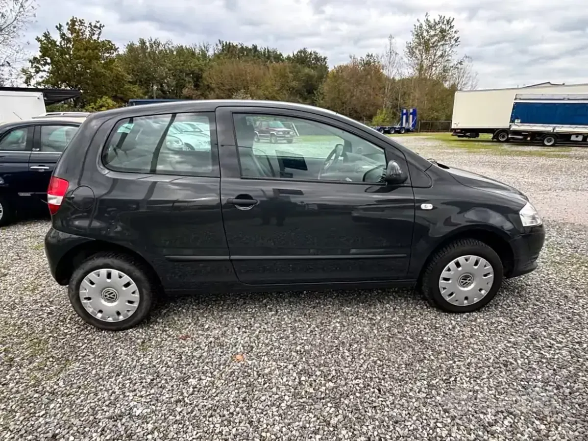 Usata VW Fox 69 CV (50 kW) 2008 Grigio Utilitaria