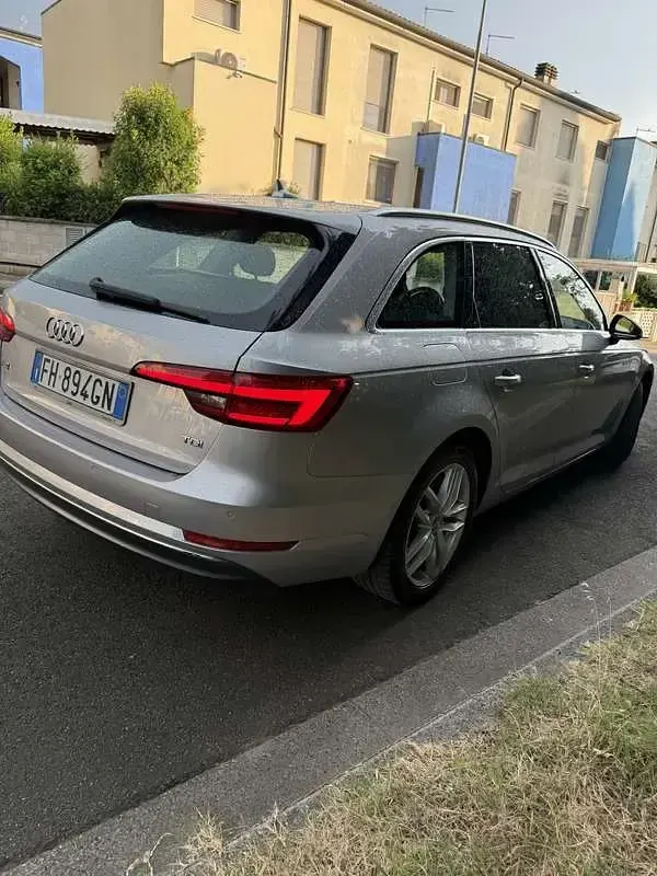 Usata Audi A4 Business Plus 150 CV (110 kW) 2017 Station wagon