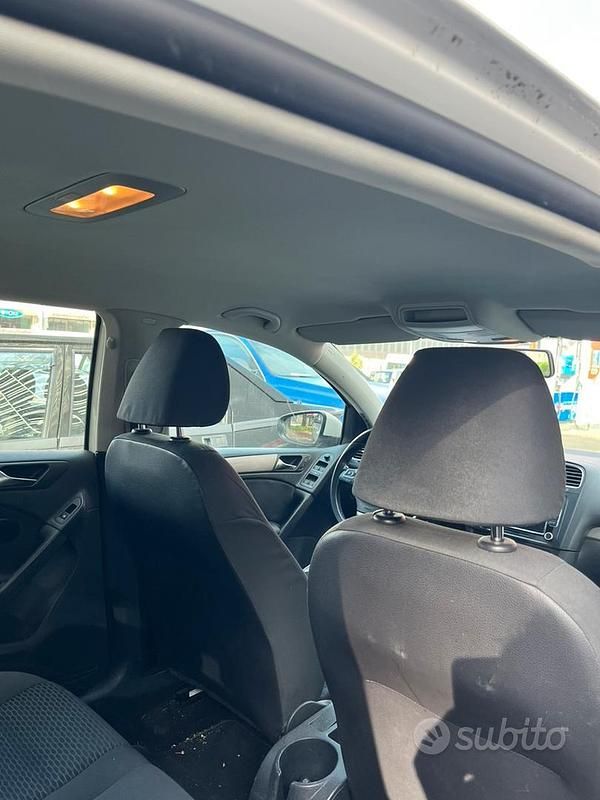 Usata VW Golf VI 80 CV (58 kW) 2011 Utilitaria