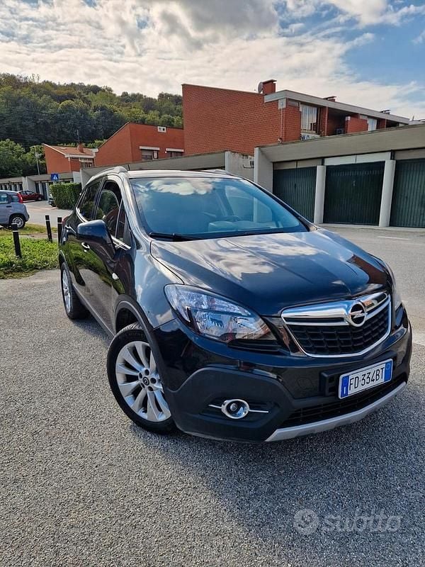 Nero Usata 2016 Opel Mokka SUV | 8800 € (Buon prezzo) - Immagine 1/4