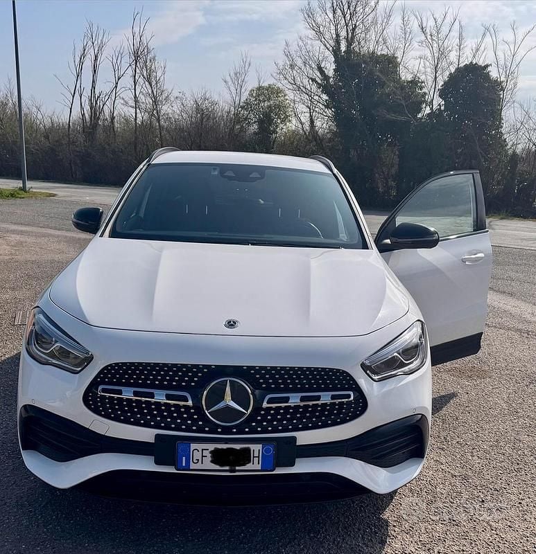 Usata Mercedes GLA200 Executive 150 CV (110 kW) 2021 Bianco SUV