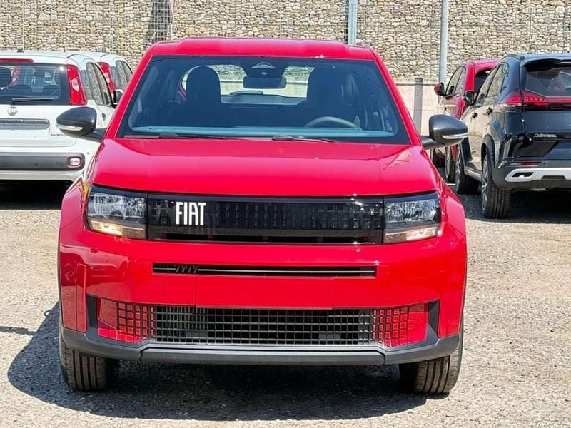 Nuova Fiat Grande Panda Pop 101 CV (74 kW) 2026 Blu Utilitaria