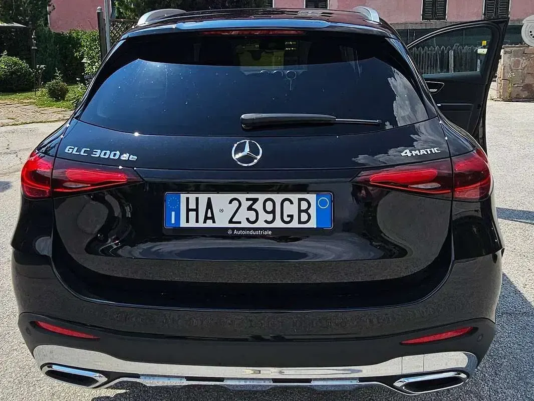 Usata Mercedes GLC300 Advanced Plus 197 CV (144 kW) 2025 Nero SUV