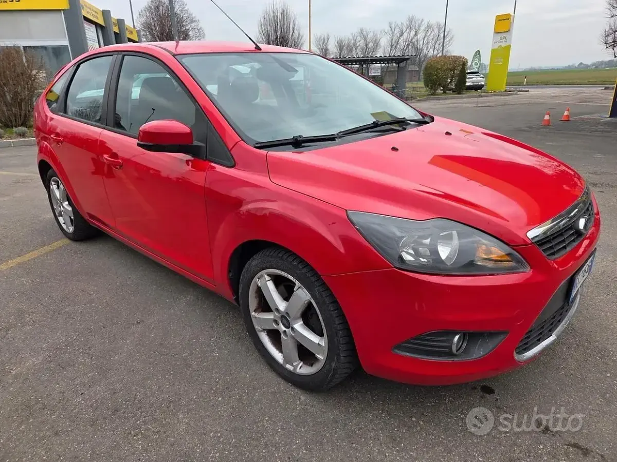 Usata Ford Focus 141 CV (103 kW) 2008 Rosso Berlina