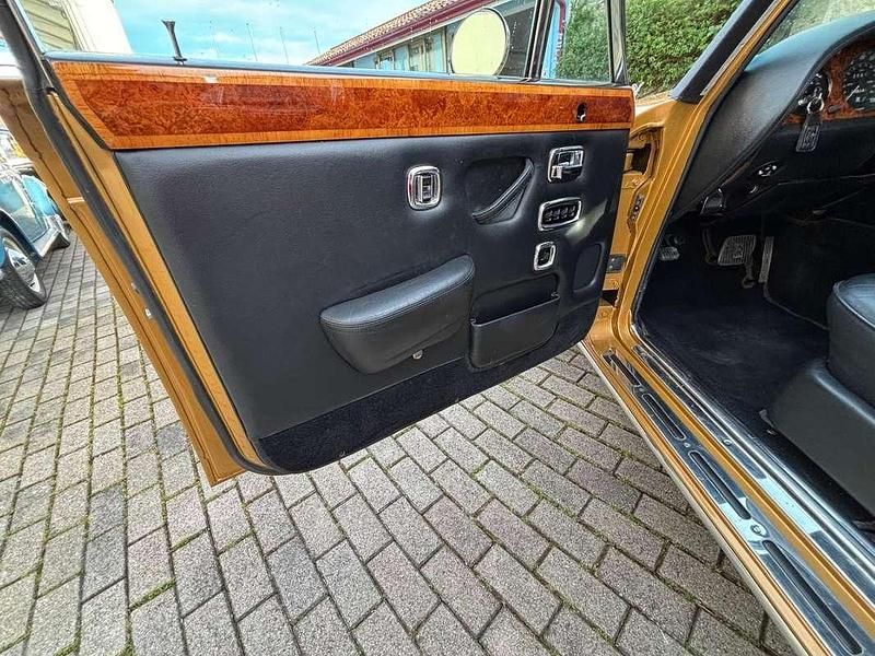 Usata Rolls Royce Silver Shadow 200 CV (147 kW) 1977 Oro Berlina