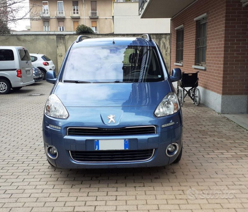Usata Peugeot Partner 2014 Blu Monovolume