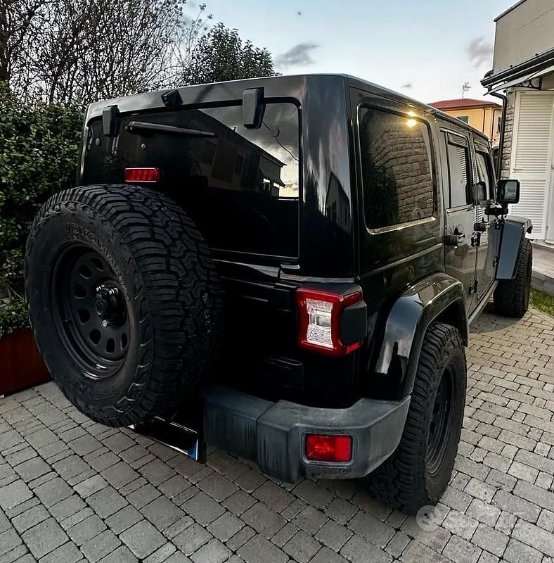 Usata Jeep Wrangler 200 CV (147 kW) 2015 Nero SUV