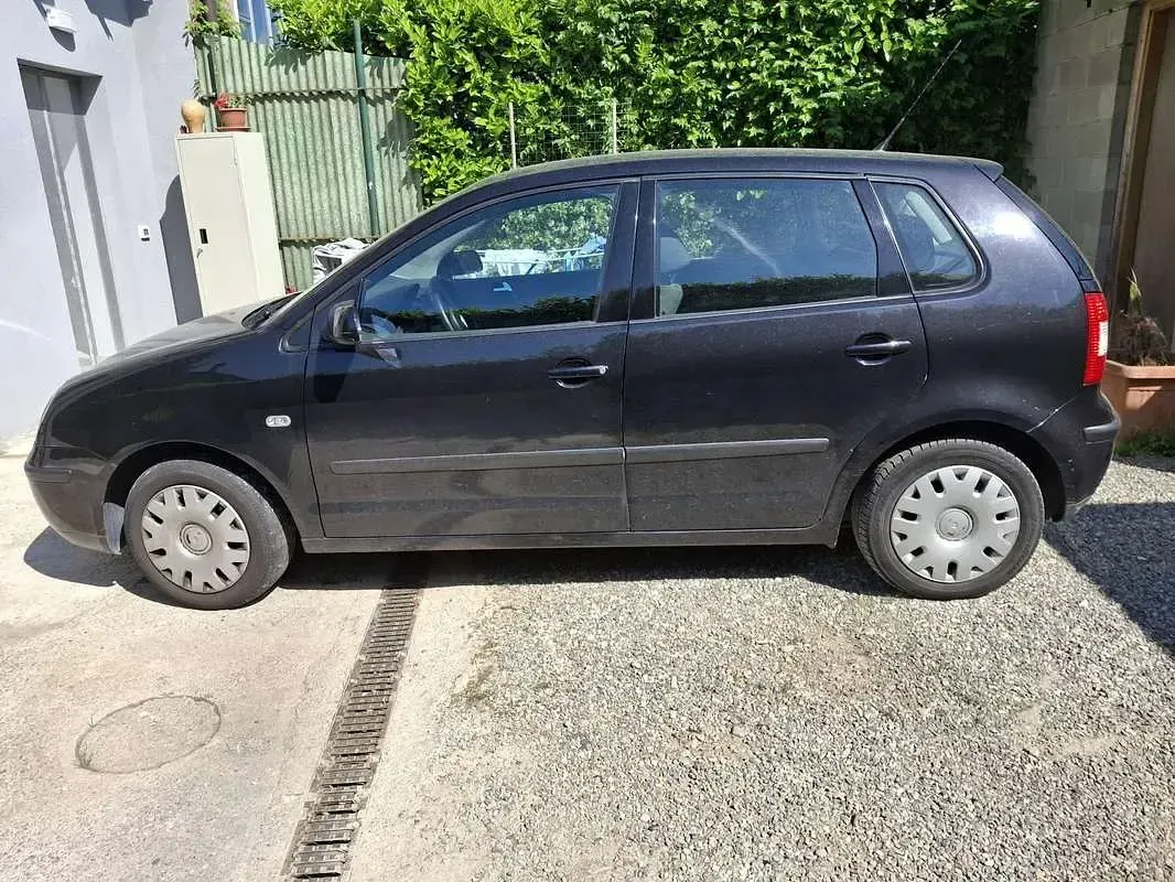 Usata VW Polo Comfortline 54 CV (39 kW) 2003 Berlina